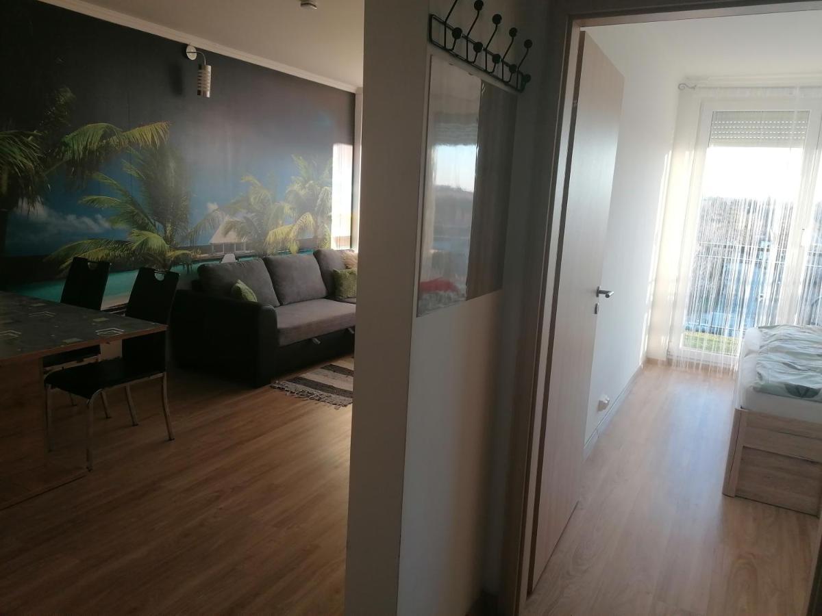 Vandus Apartman Siófok Eksteriør bilde